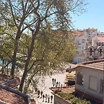 Spacious In The Heart Of Historic Center Apartment