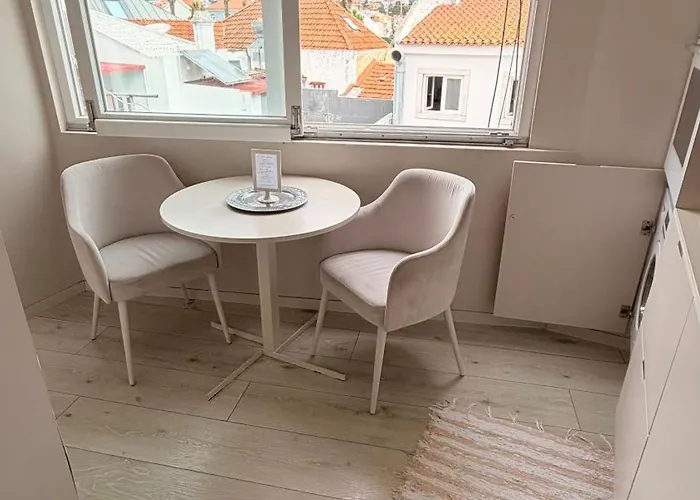 Nomad Dreams N2 Historic Center One Bedroom Cascais