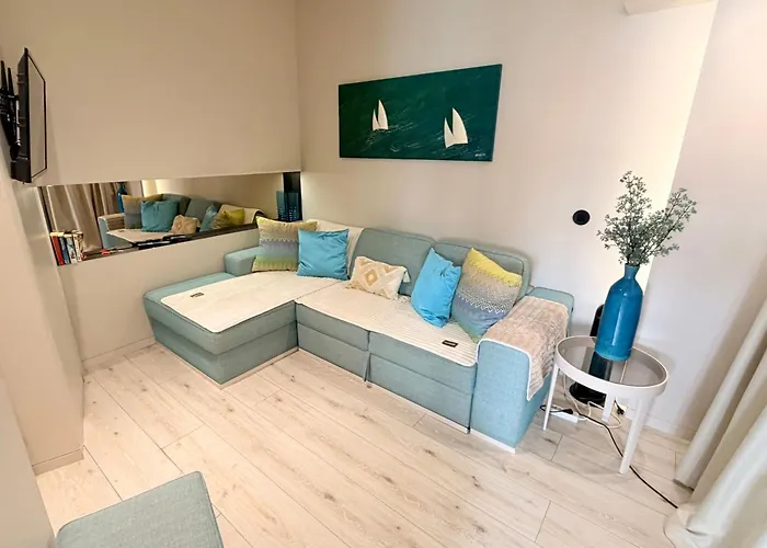 Nomad Dreams N2 Historic Center One Bedroom *