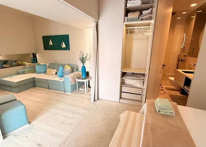 Nomad Dreams N2 Historic Center One Bedroom Cascais