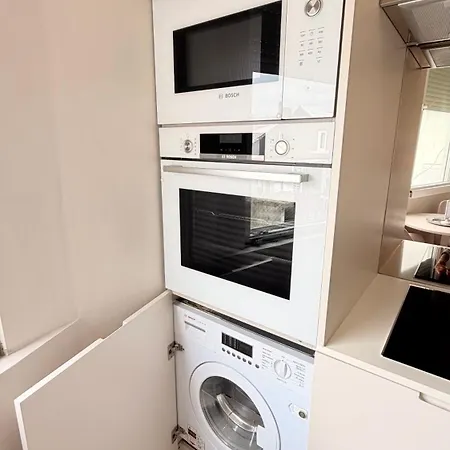 Spacious In The Heart Of Historic Center