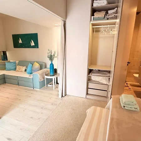 Spacious In The Heart Of Historic Center Cascais